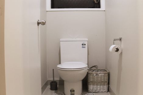 Photo of property in 8b Golf Avenue, Otahuhu, Auckland, 1062