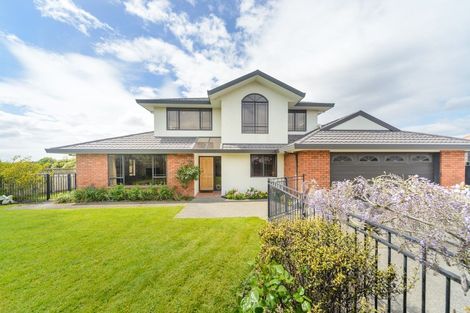 Photo of property in 189 Ruapehu Drive, Fitzherbert, Palmerston North, 4410