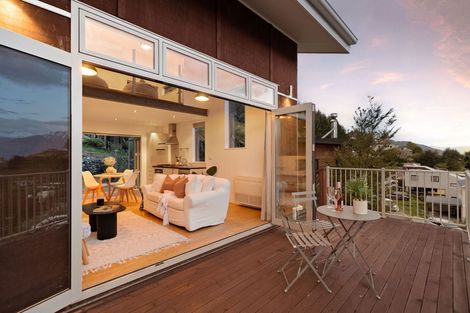 Photo of property in 45 Dart Place, Fernhill, Queenstown, 9300