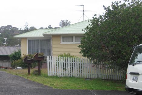 Photo of property in 2/7 Chequers Avenue, Glenfield, Auckland, 0629