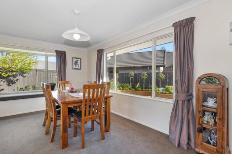 Photo of property in 7 Bayswater Court, Huntington, Hamilton, 3210