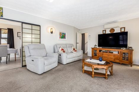 Photo of property in 21 Bonnie Glen Crescent, Ebdentown, Upper Hutt, 5018