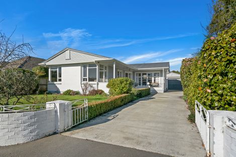 Photo of property in 28 Evesham Crescent, Spreydon, Christchurch, 8024