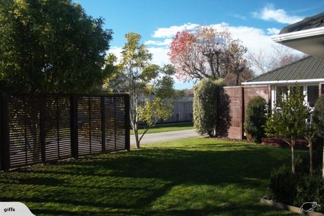 Photo of property in 17 Centaurus Road, Cashmere, Christchurch, 8022