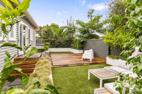 Photo of property in 50 Hollis Road, Paraparaumu Beach, Paraparaumu, 5032