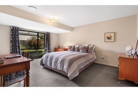 Photo of property in 2/35 Glenburn Place, Avonhead, Christchurch, 8042