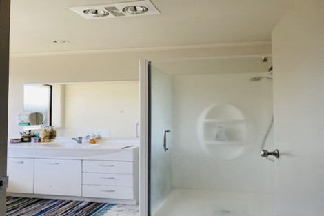 Photo of property in 12 Saint Johns Avenue, Hamilton East, Hamilton, 3216