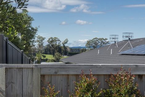 Photo of property in Waterview Estate, 32/4 Greystone Place, Omokoroa, 3114