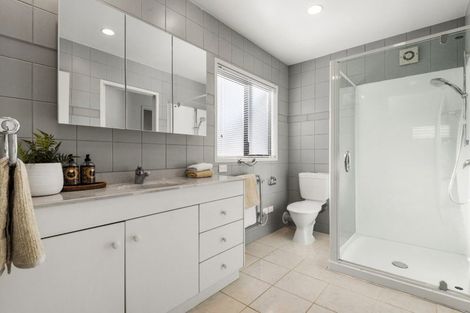 Photo of property in 10 Derby Downs Place, Ellerslie, Auckland, 1051