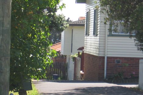 Photo of property in 1/159 Mokoia Road, Birkenhead, Auckland, 0626