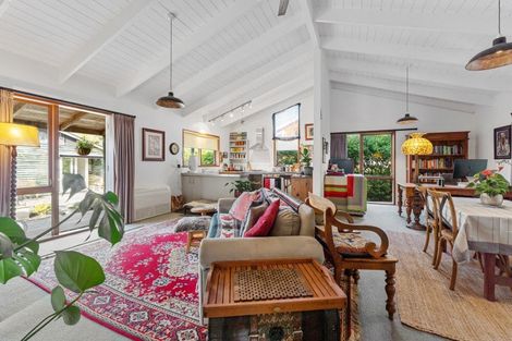 Photo of property in 47 Waimea Road, Waikanae Beach, Waikanae, 5036