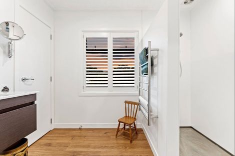 Photo of property in 19 Dunbar Road, Point Wells, Warkworth, 0986