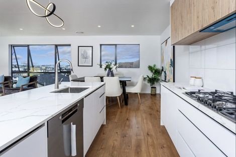 Photo of property in 25 Baumea Rise, Massey, Auckland, 0614