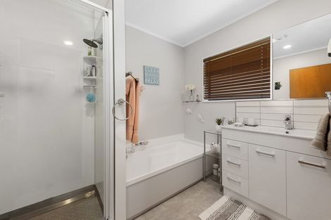 Photo of property in 12 Donegal Grove, Birchville, Upper Hutt, 5018