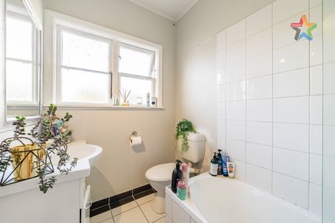 Photo of property in 38 Hall Crescent, Epuni, Lower Hutt, 5011