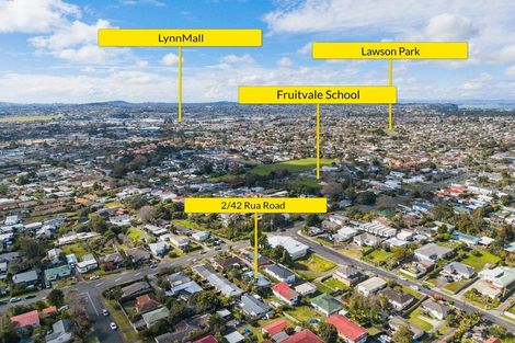 Photo of property in 2/42 Rua Road, Glen Eden, Auckland, 0602