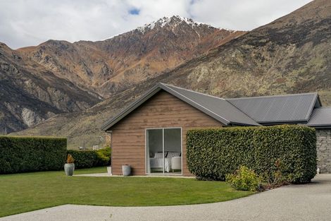 Photo of property in 38 Judge And Jury Drive, Lake Hayes, Queenstown, 9304