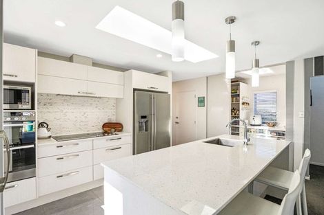 Photo of property in 4 Solander Road, Pegasus, 7612