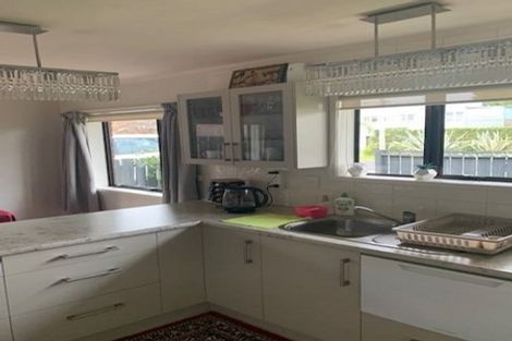 Photo of property in 1/3 West Street, Papakura, 2110