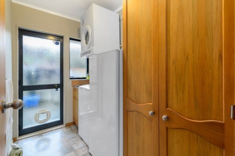 Photo of property in 5 Janet Place, Lynmore, Rotorua, 3010