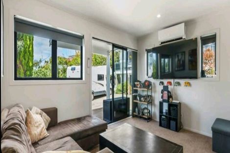 Photo of property in 231 Pakuranga Road, Pakuranga, Auckland, 2010