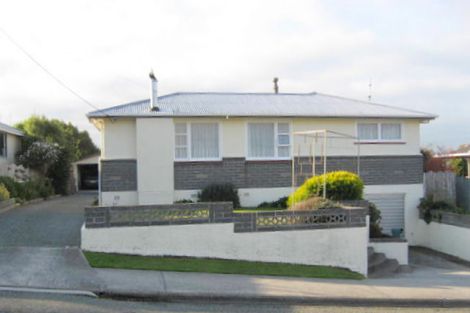Photo of property in 17 Perth Street, South Hill, Oamaru, 9400
