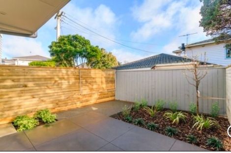 Photo of property in 745d High Street, Boulcott, Lower Hutt, 5010