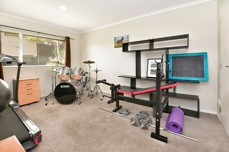 Photo of property in 11 Parkwood Crescent, Gulf Harbour, Whangaparaoa, 0930