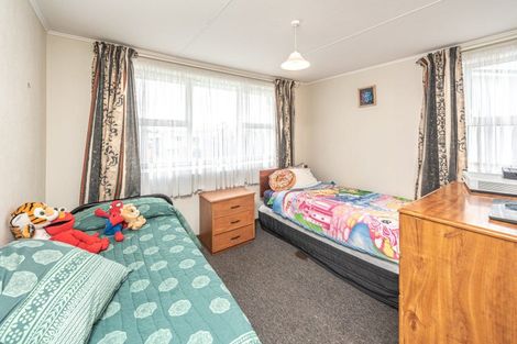 Photo of property in 14 Fergusson Street, Marton, 4710