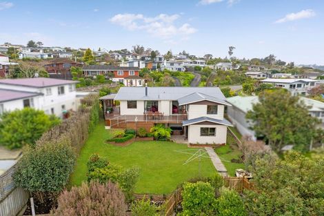 Photo of property in 17 Puriri Crescent, Lansdowne, Masterton, 5810