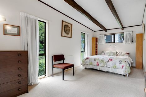 Photo of property in 7 Opanuku Road, Henderson Valley, Auckland, 0612