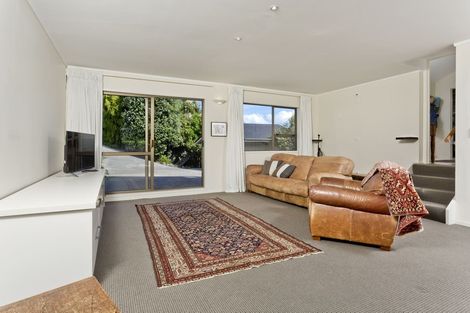 Photo of property in 22b Mariposa Crescent, Birkenhead, Auckland, 0626