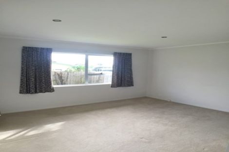 Photo of property in 4/94 Lynwood Road, New Lynn, Auckland, 0600