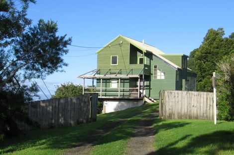 Photo of property in 61 Tane Road, Laingholm, Auckland, 0604