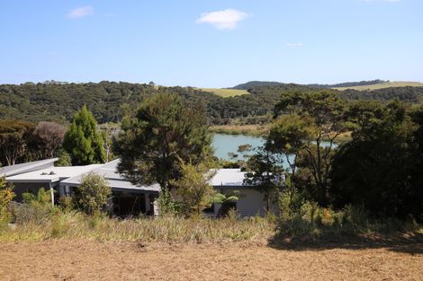 Photo of property in 14 Waterview Place, Haruru, 0204