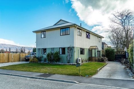 Photo of property in 2 Clutha Street, Alexandra, 9320