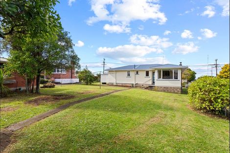 Photo of property in 15 Chorley Avenue, Massey, Auckland, 0614