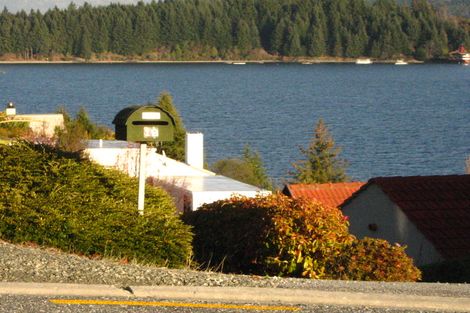 Photo of property in 19 Mincher Road, Kelvin Heights, Queenstown, 9300