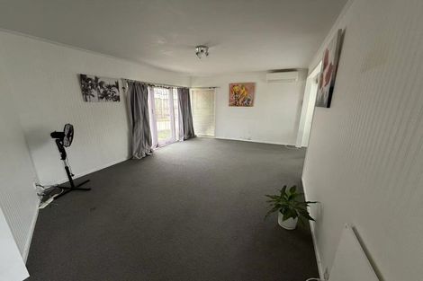 Photo of property in 21 Minaret Drive, Bucklands Beach, Auckland, 2014