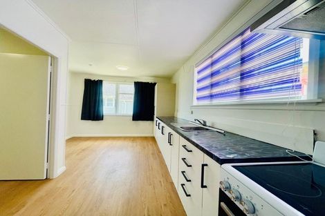 Photo of property in 18 Arimu Road, Papakura, 2110