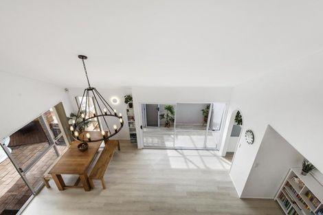 Photo of property in 8 Burn-murdoch Street, St Andrews, Hamilton, 3200