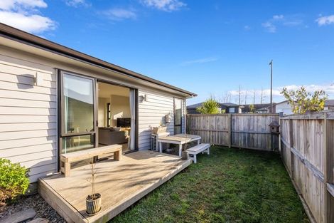 Photo of property in 8 Ahorangi Road, Silverdale, 0932
