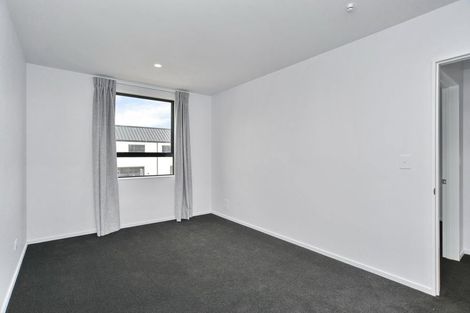 Photo of property in 1b Malaga Crescent, Harewood, Christchurch, 8051