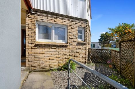 Photo of property in 6/184 Powderham Street, New Plymouth, 4310