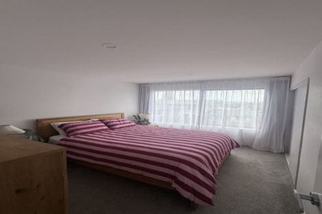Photo of property in 4/11 Jaemont Avenue, Te Atatu South, Auckland, 0610