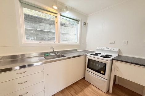 Photo of property in 1/27 South Karori Road, Karori, Wellington, 6012