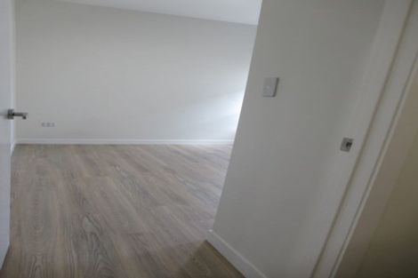 Photo of property in 2 Nikau Street, New Lynn, Auckland, 0600