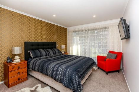 Photo of property in 8 Webster Street, Westown, New Plymouth, 4310