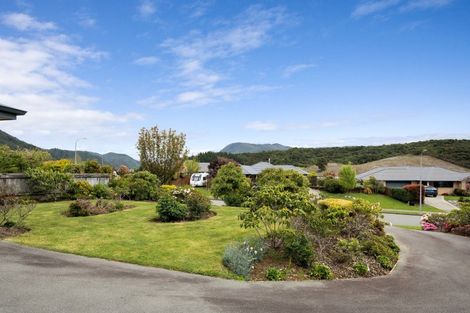 Photo of property in 4 Glentui Place, Waikawa, Picton, 7220