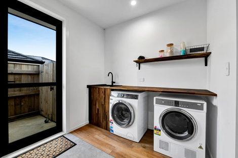 Photo of property in 11 Midsummer Avenue, Stratford, 4332